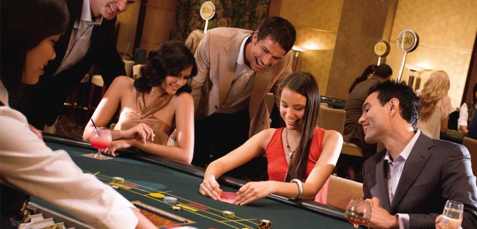 Do online casinos cheat?
