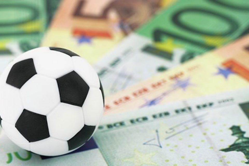 7 Reasons to Keep Betting on Online Football